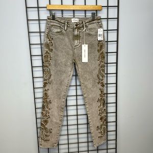 driftwood high-rise floral embroidered jeans/ size 26